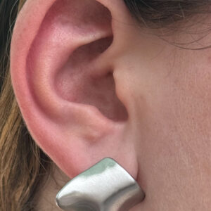 Boucles d’oreilles carrées