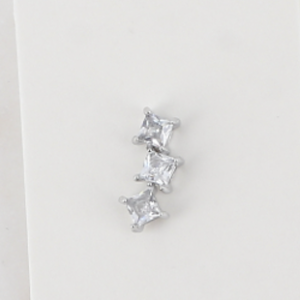 Piercing avec 3 cristaux