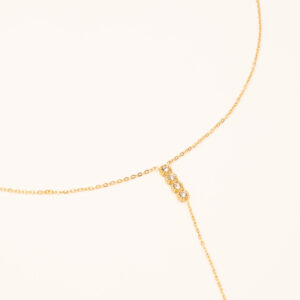 Collier avec oxydes de zirconium